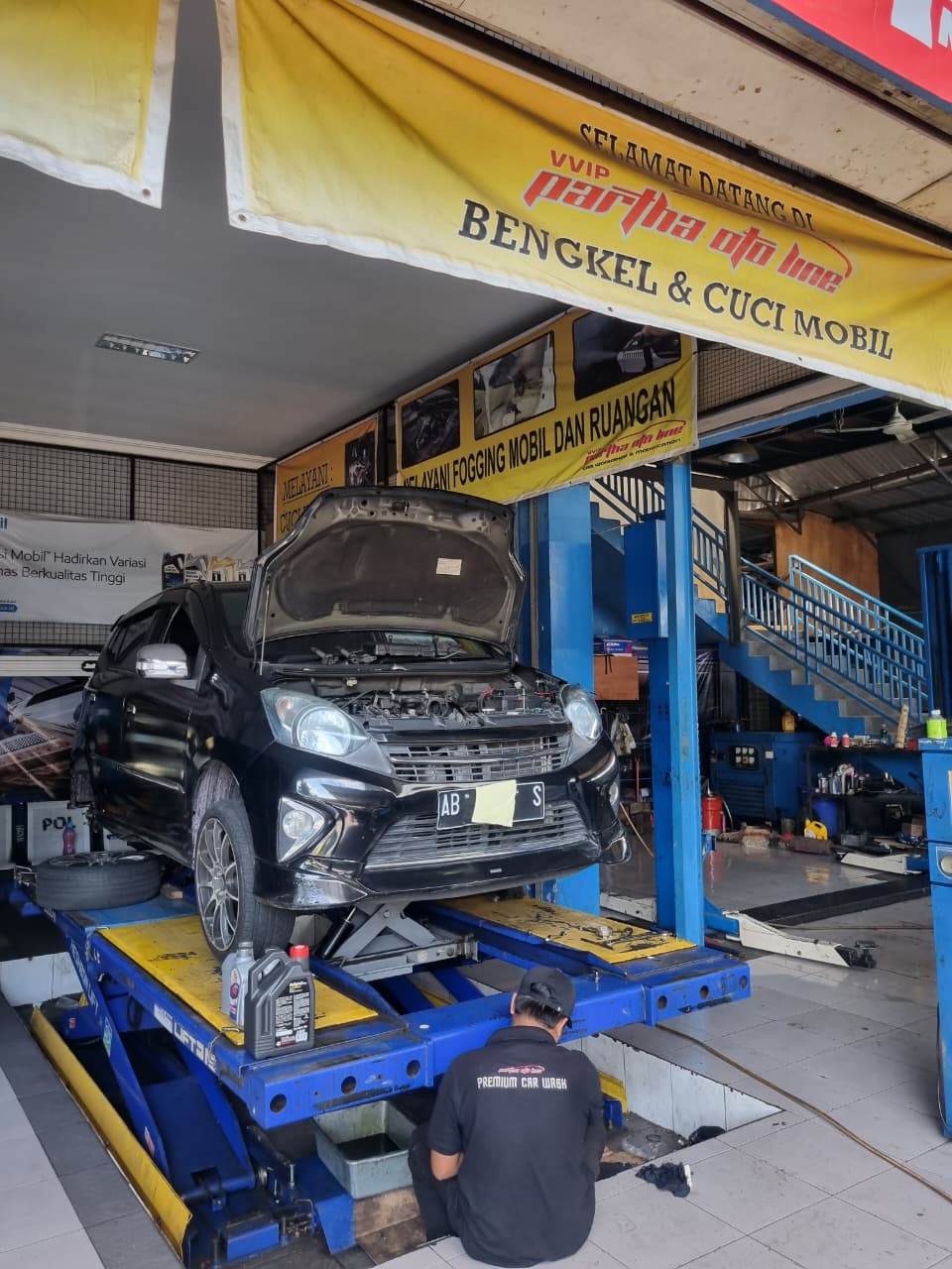 Bengkel Mobil Service