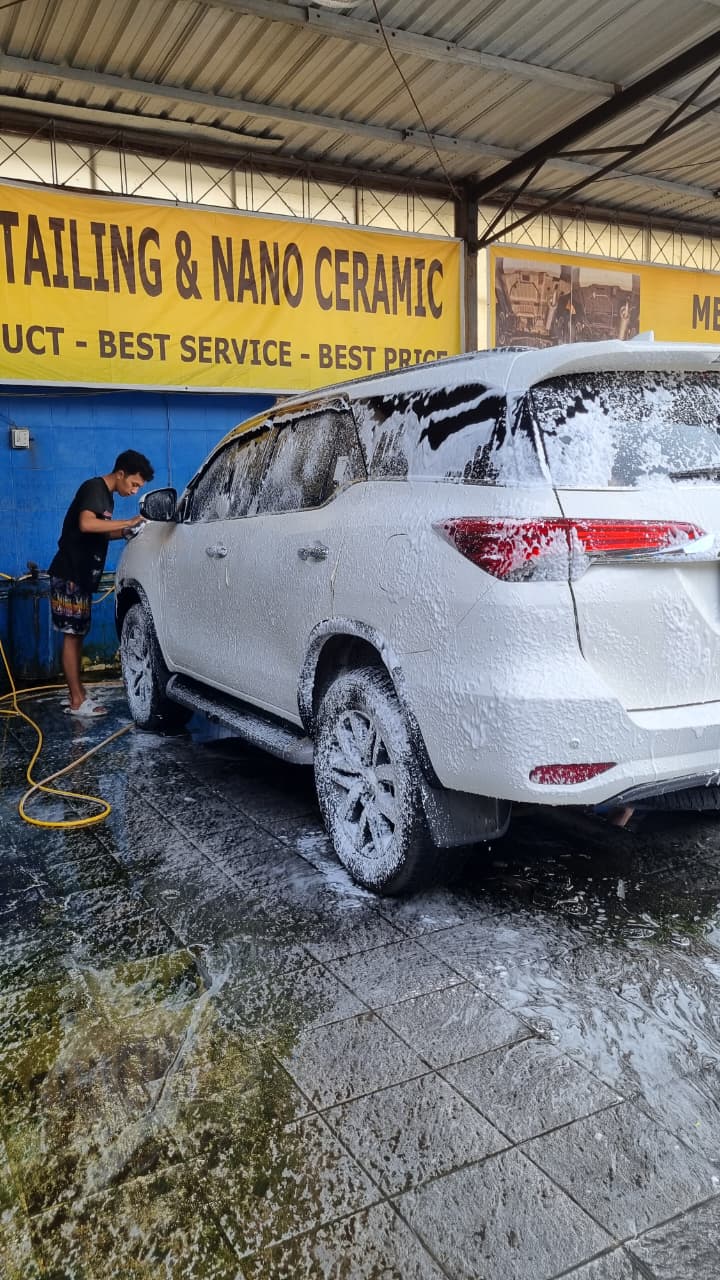 Cuci Mobil