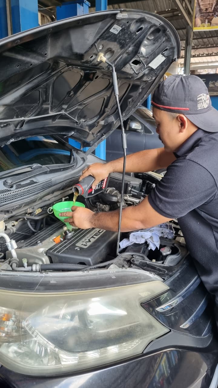 Ganti Oli Mesin